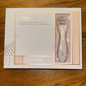 GloPRO Microneedling Tool Packaging